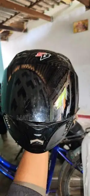 SB Helmet