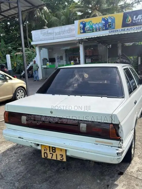 Nissan Sunny trad 1990