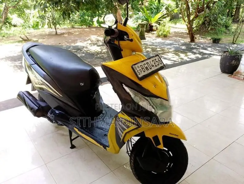 Honda Dio 2018