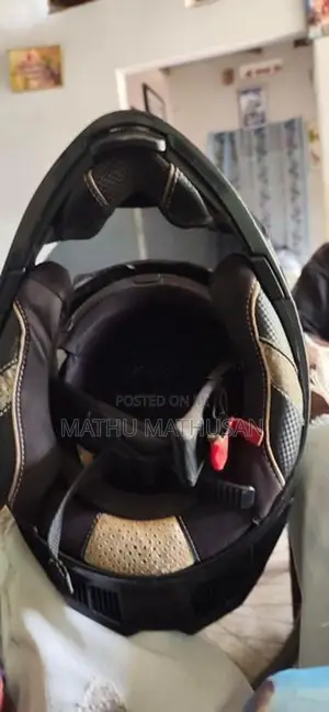 SB Helmet