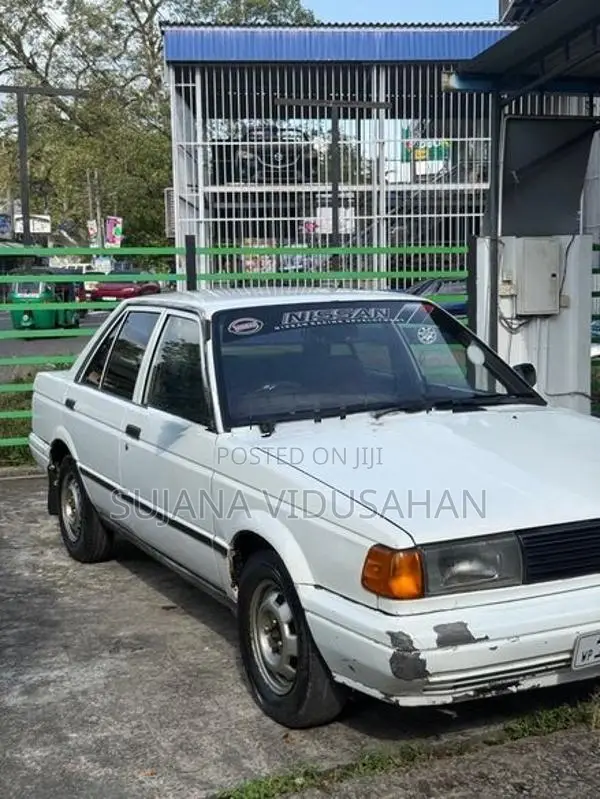 Nissan Sunny trad 1990