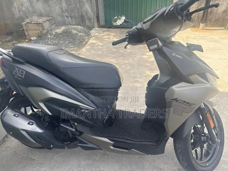 Hero XOOM 125R 2026