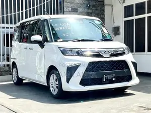 Toyota Roomy G 2023