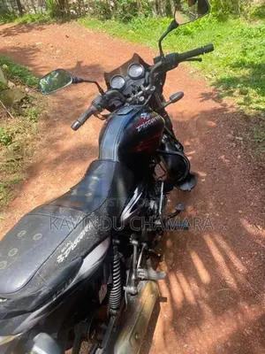 Bajaj Discover 150 2011