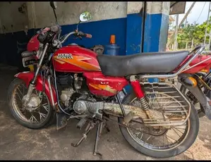Hero HF Deluxe 2008