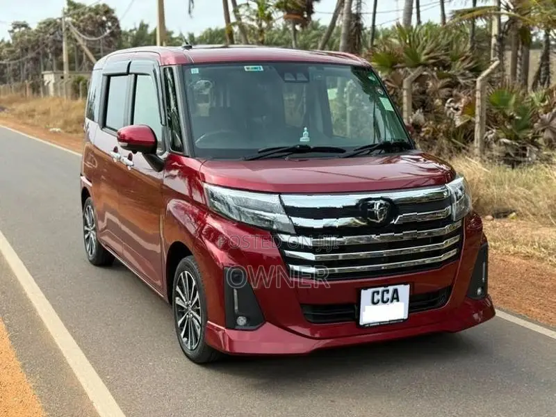 Toyota Roomy GT Turbo 2023