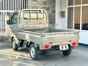 Suzuki Carry KX Custom 4wd 2024