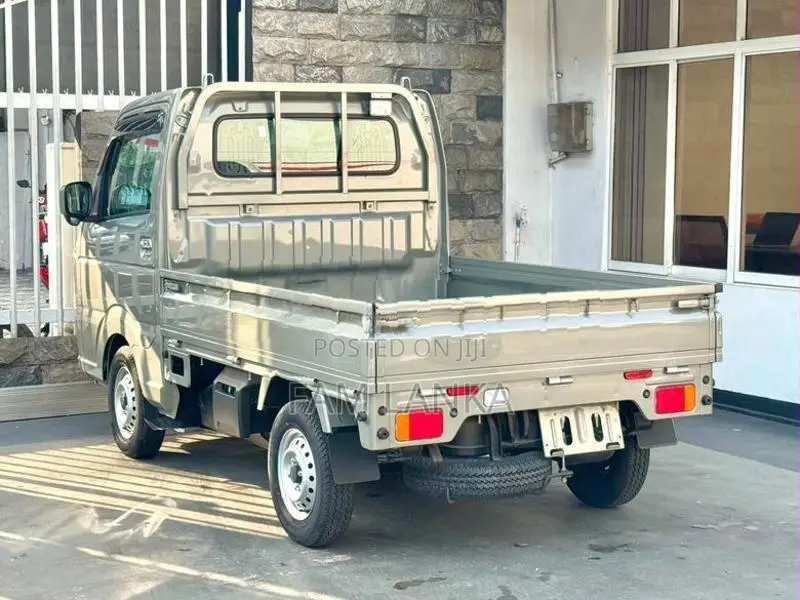 Suzuki Carry KX Custom 4wd 2024