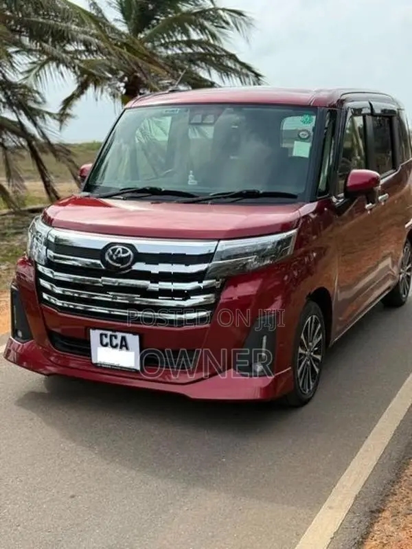 Toyota Roomy GT Turbo 2023