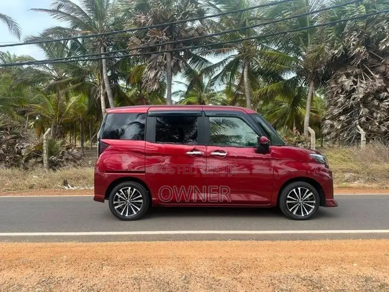 Toyota Roomy GT Turbo 2023