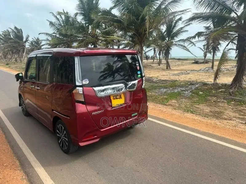 Toyota Roomy GT Turbo 2023