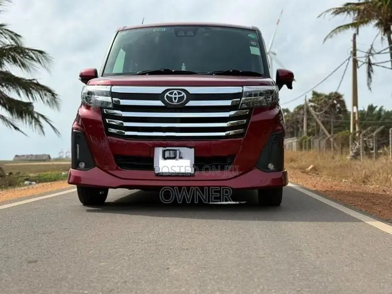 Toyota Roomy GT Turbo 2023