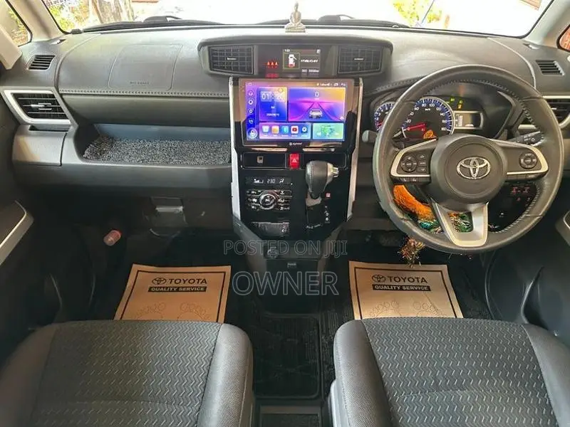Toyota Roomy GT Turbo 2023