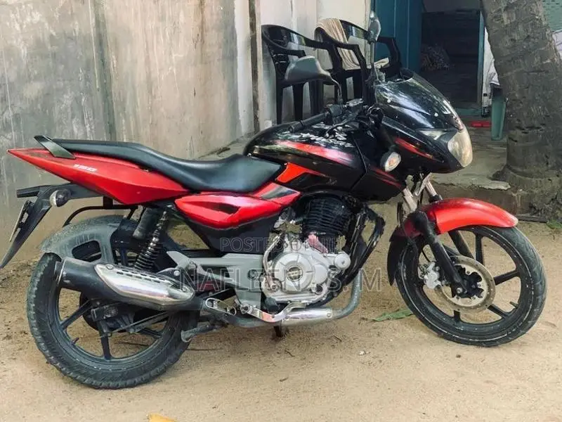 Bajaj Pulsar 150 2016