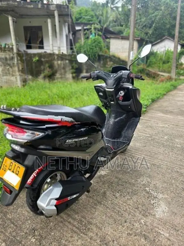 Suzuki Burgman 125 2019