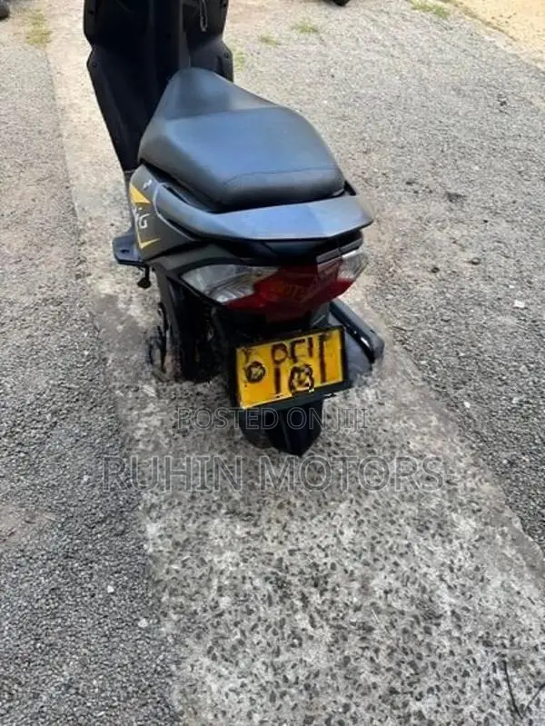 Honda Dio 2017