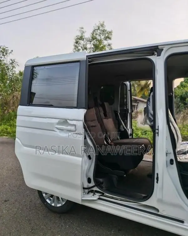 Suzuki Spacia Custom Gs 2024