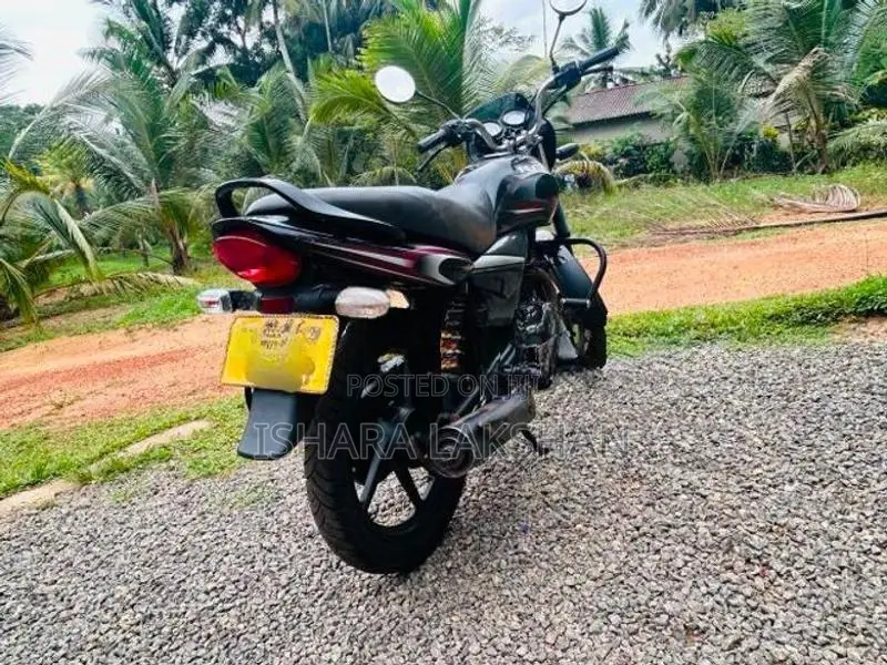 Bajaj Platina 100 2013