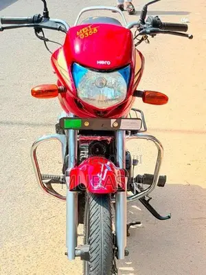 Hero HF Deluxe 2011