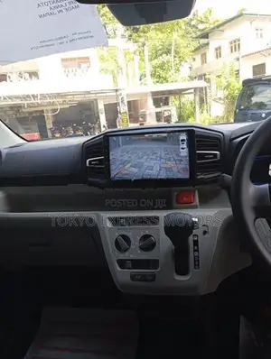 Daihatsu Mira 2025