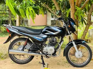 Bajaj CT100 2016