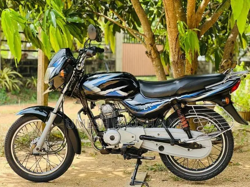 Bajaj CT100 2016