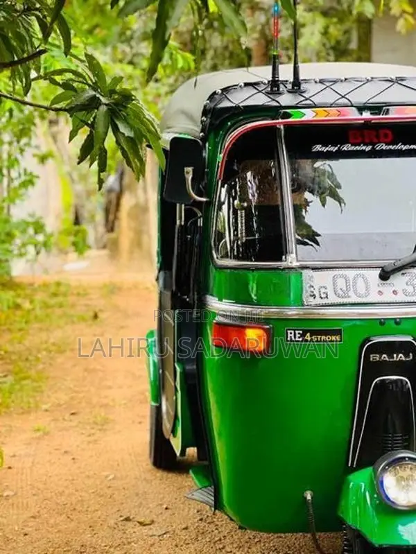 Bajaj RE 2008