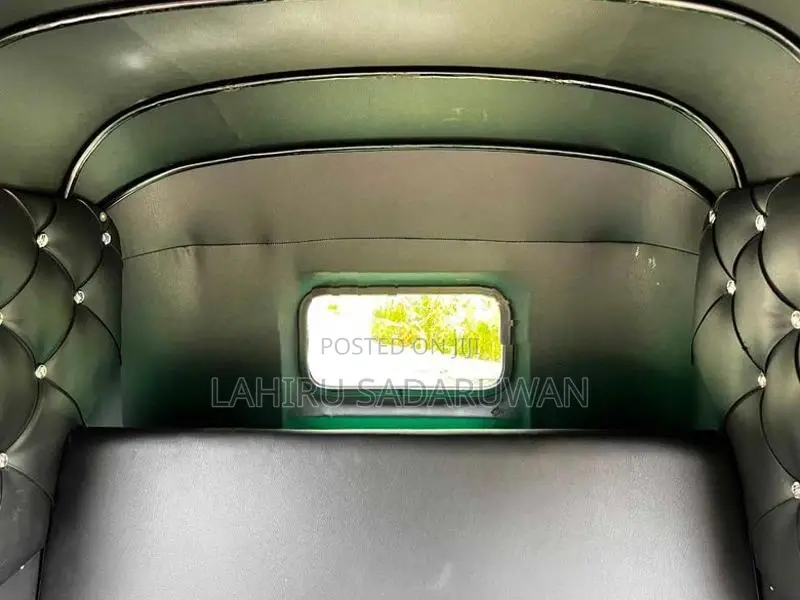 Bajaj RE 2008