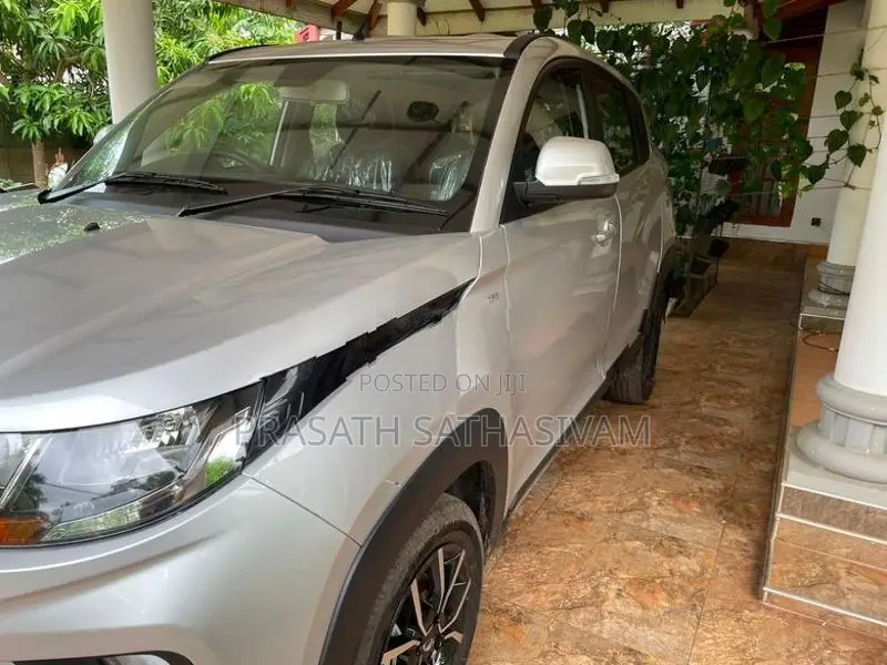 Mahindra KUV 100 2023