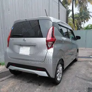 Mitsubishi eK Wagon M 2024