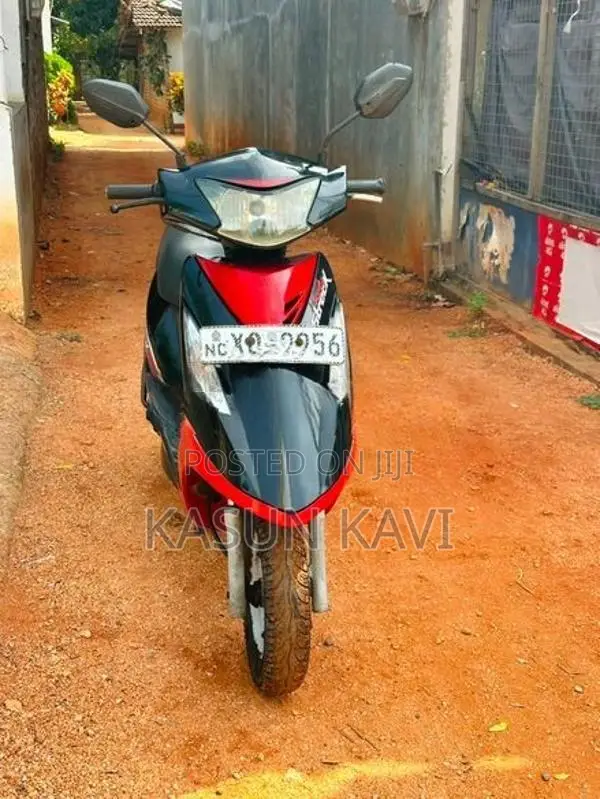 TVS Streak 2012