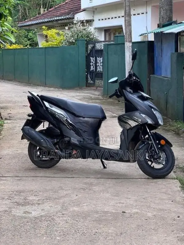 Yamaha Ray ZR 2018