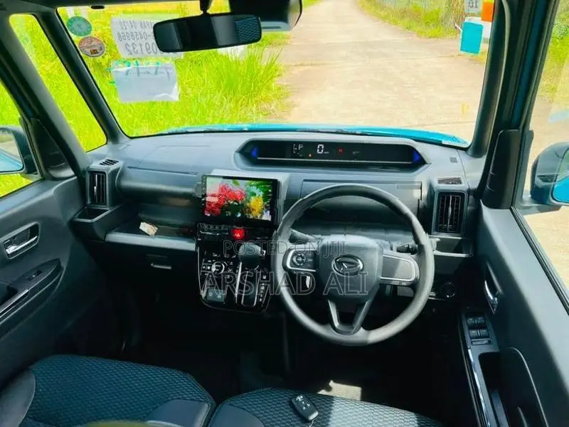 Daihatsu Tanto Custom 2024