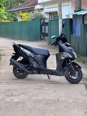 Yamaha Ray ZR 2018