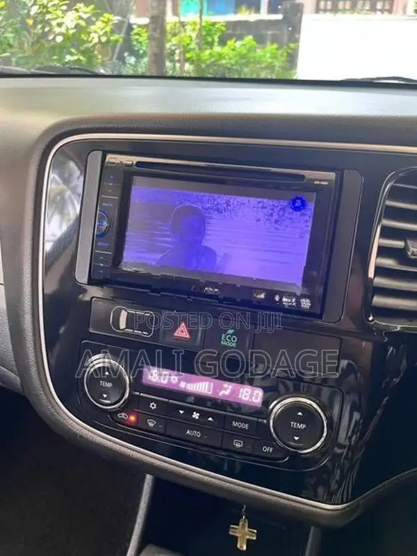 Mitsubishi Outlander 2016