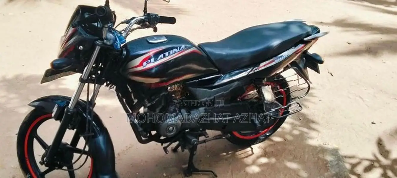 Bajaj Platina 100 2015