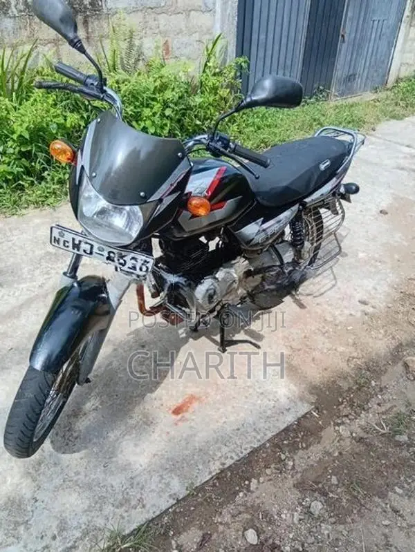 Bajaj CT100 2010