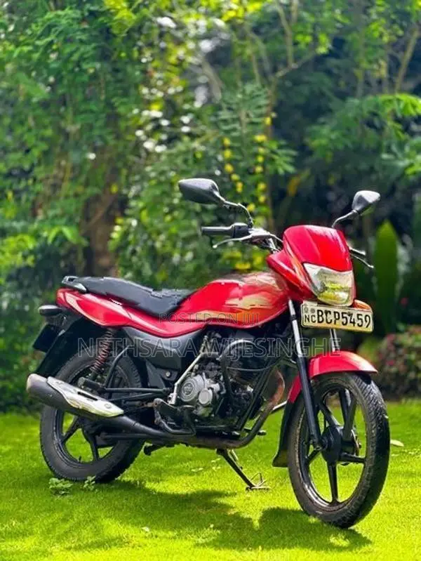 Bajaj Platina 100 2015