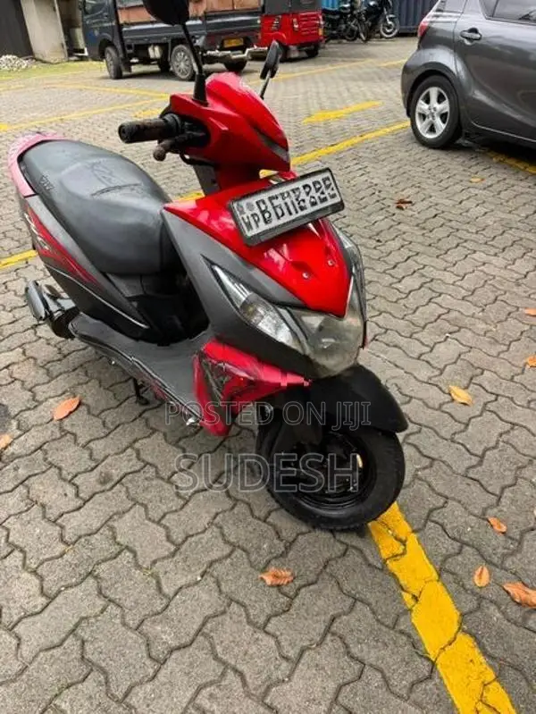 Honda Dio 2017