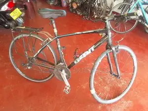 Giant Defy Road Bicycle