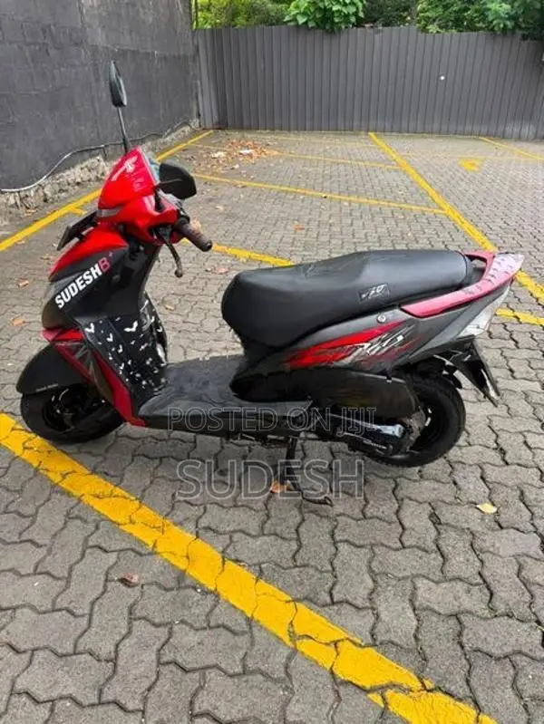 Honda Dio 2017
