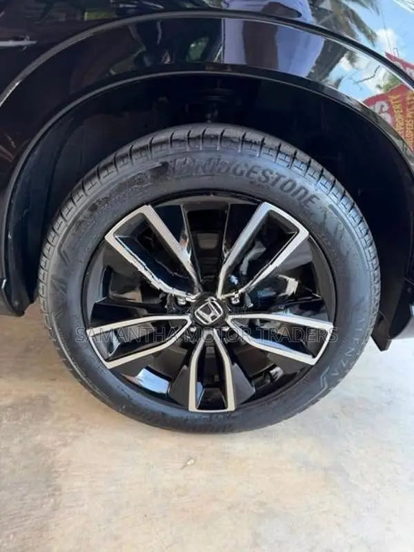 Honda Vezel Z Premium 2025