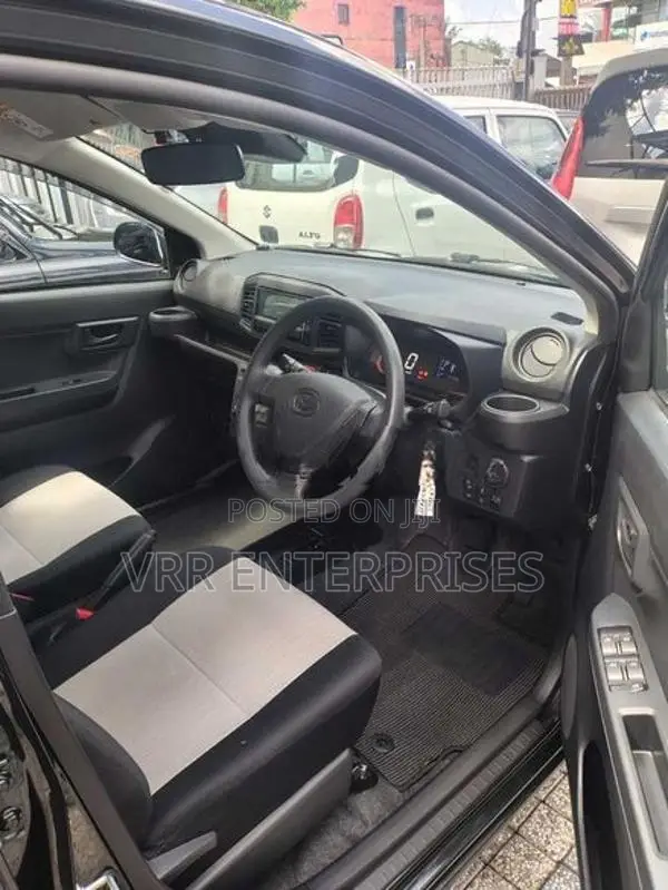 Daihatsu Mira 2024