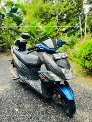 Yamaha SZR 2018
