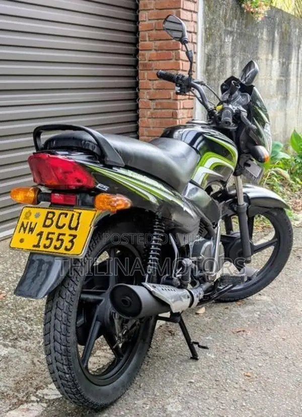 TVS Metro 2015