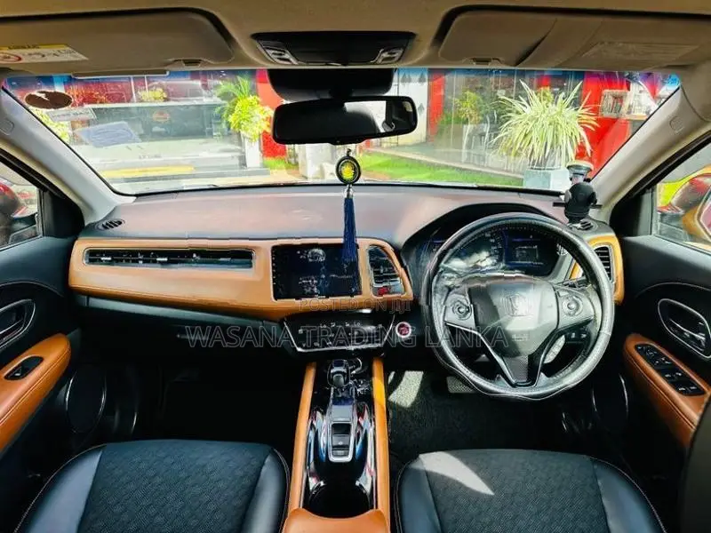 Honda Vezel Z Orange 2014