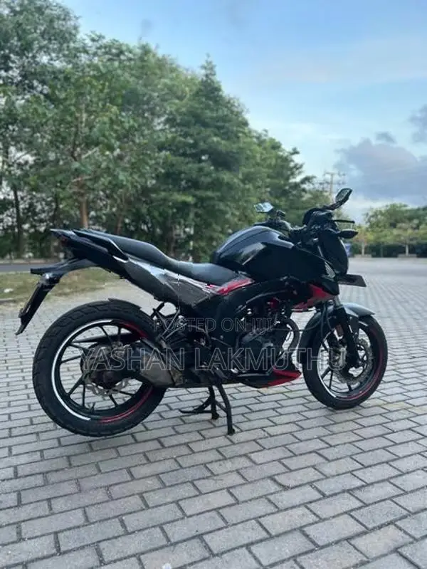 Honda CB Hornet 2016