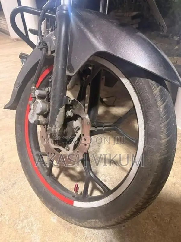 Bajaj Discover 125M 2015