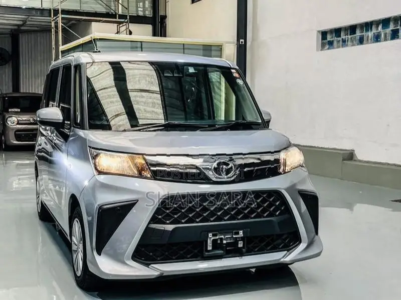 Toyota Roomy X 2023