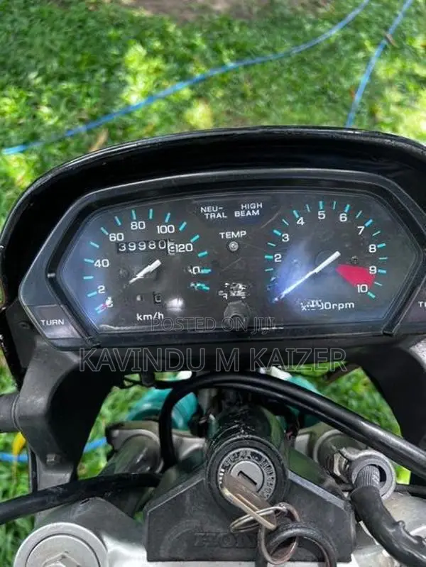 Honda AX1 CH 115 2012